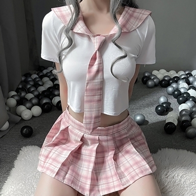 �L���L���w���i�R�X�`���[���j